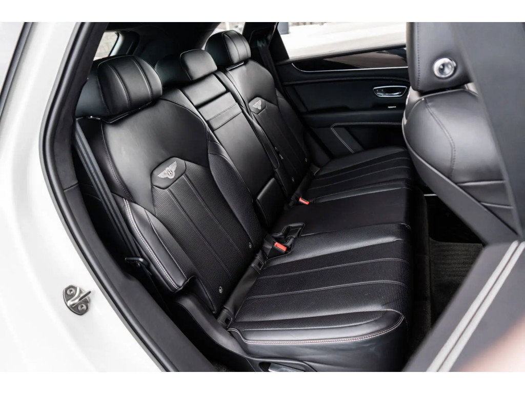 Certified 2022 Bentley Bentayga image 39