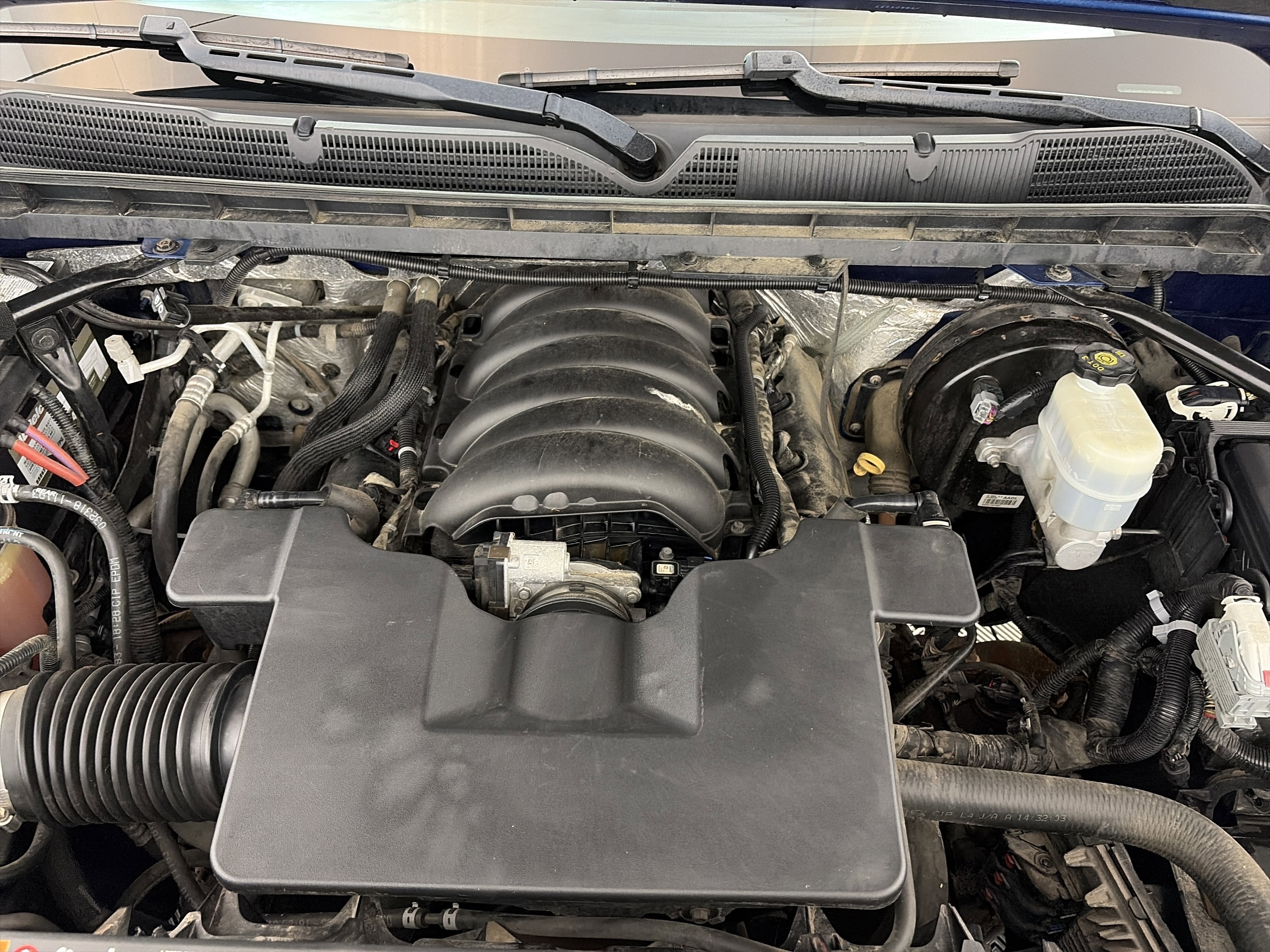 Used 2018 Chevrolet Silverado 1500 LT w/ All Star Edition AWD/4WD image 14