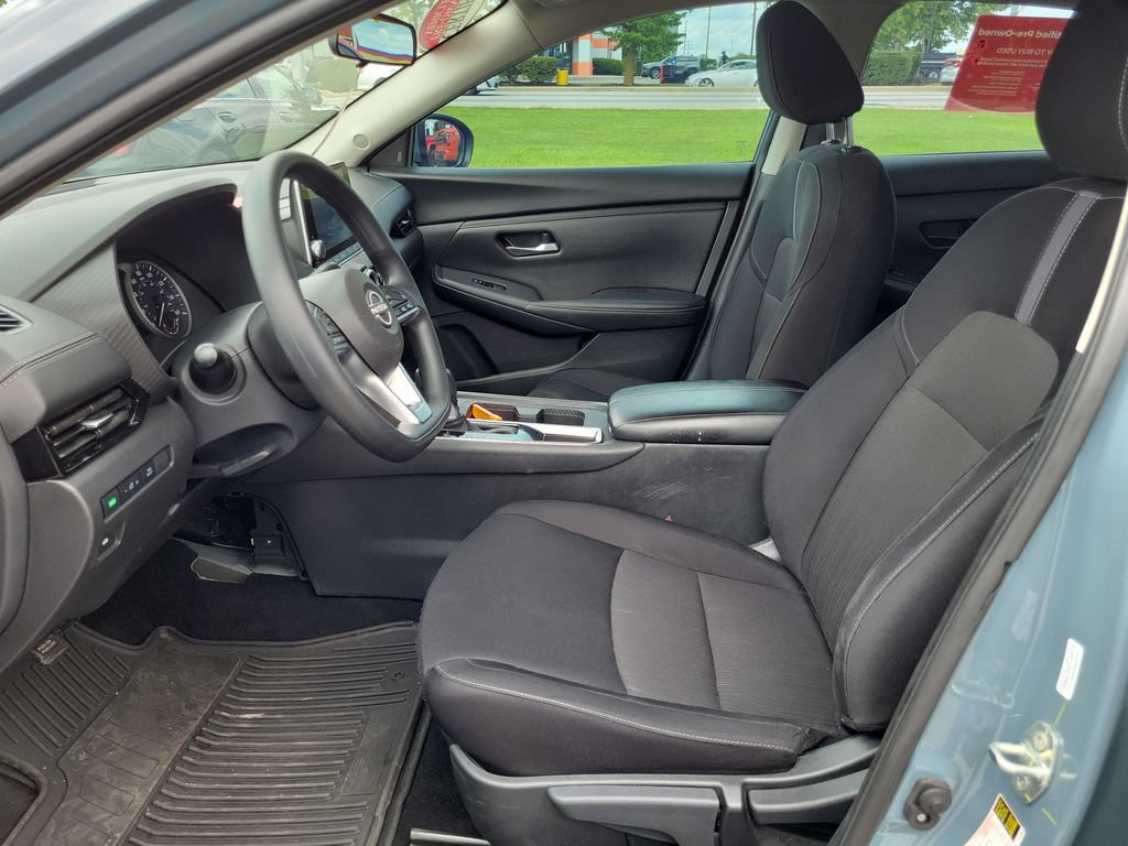 Used 2024 Nissan Sentra SV FWD image 13