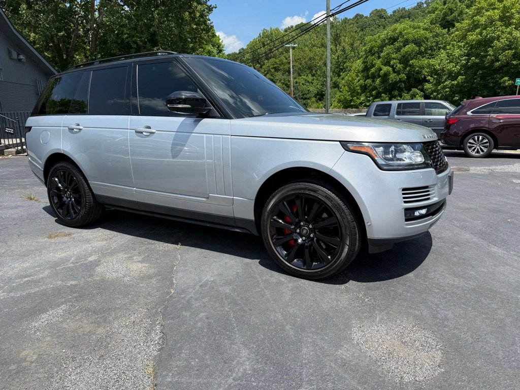 Used 2015 Land Rover Range Rover Supercharged image 4