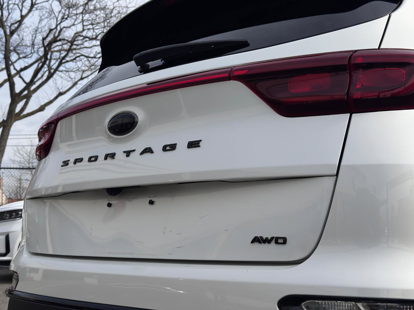 Used 2022 Kia Sportage Nightfall Edition image 7