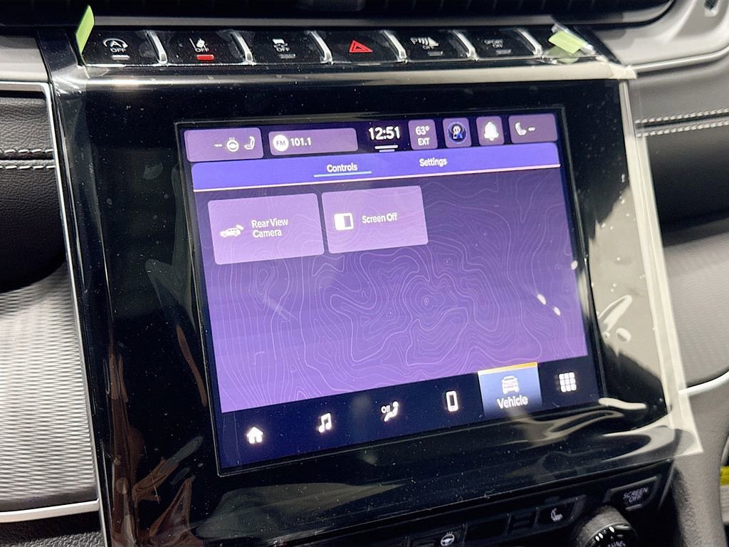 New 2025 Jeep Grand Cherokee Altitude image 39