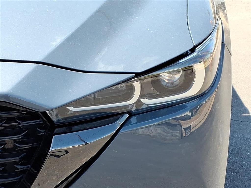 Used 2024 MAZDA CX-5 Carbon Edition image 11