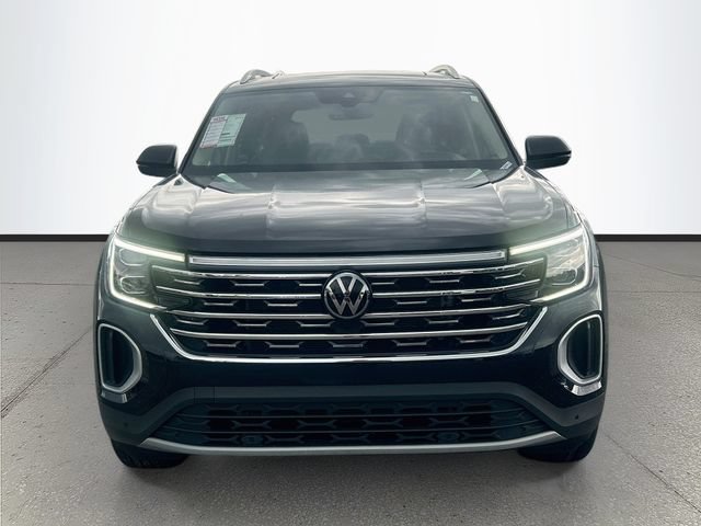 Used 2024 Volkswagen Atlas SEL AWD/4WD image 2