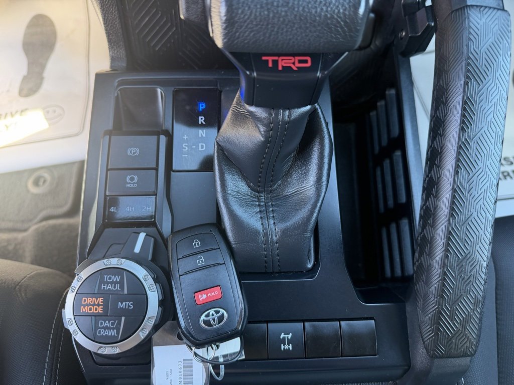 Used 2024 Toyota Tacoma TRD Off-Road image 7
