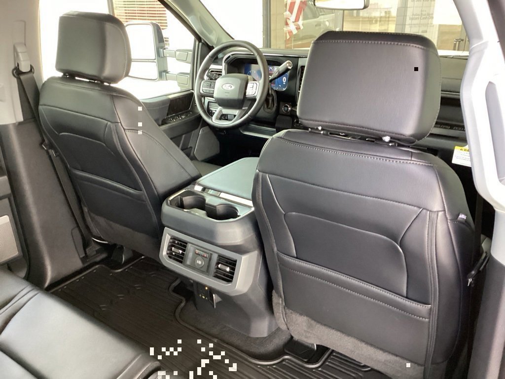 New 2025 Ford F250 Lariat w/ FX4 Off-Road Package image 34