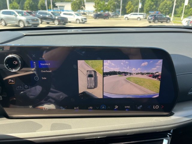 New 2026 Chevrolet Traverse LT w/ Driver Confidence Package image 27