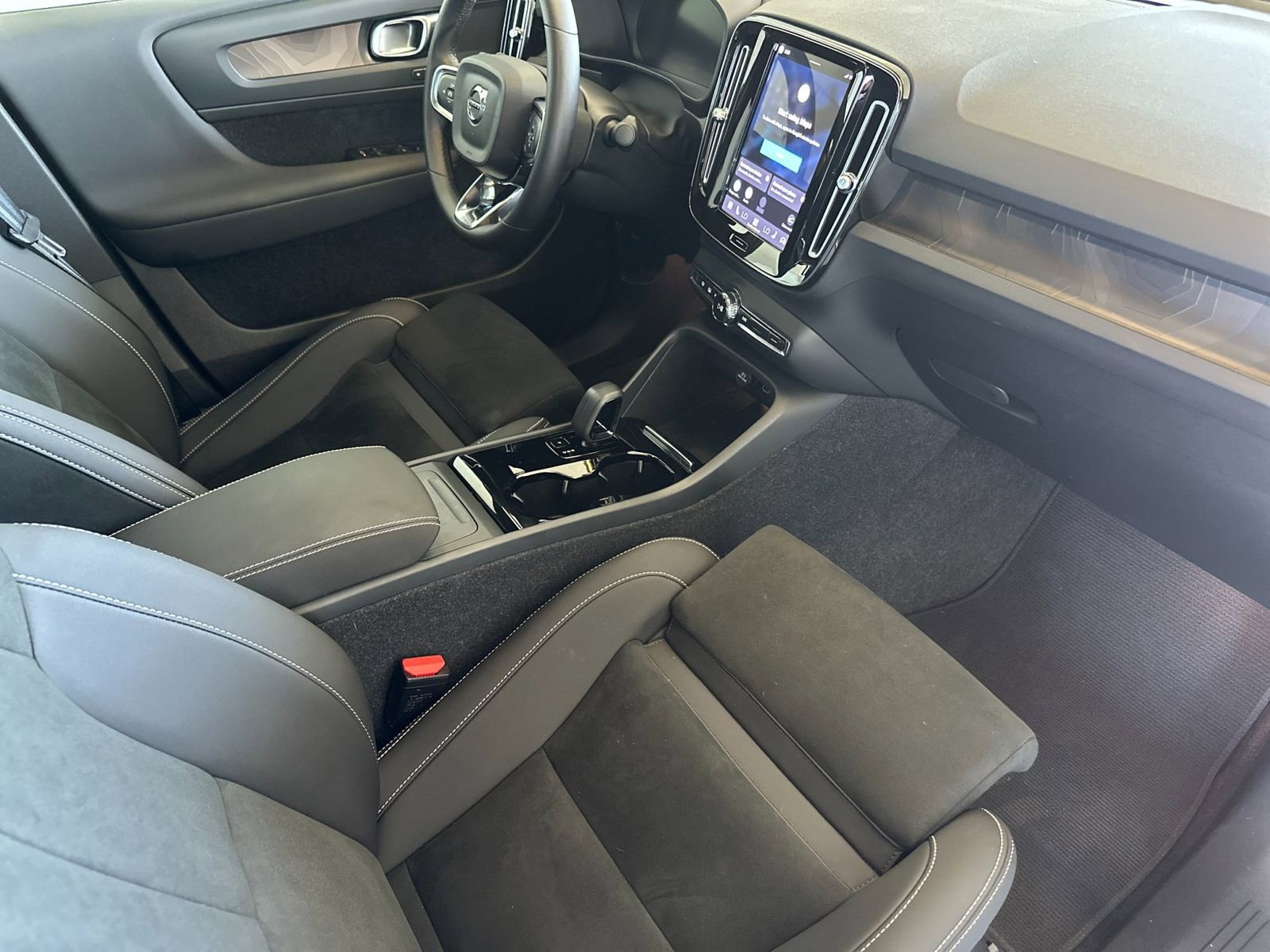 Certified 2023 Volvo C40 P8 Recharge Plus AWD/4WD image 20