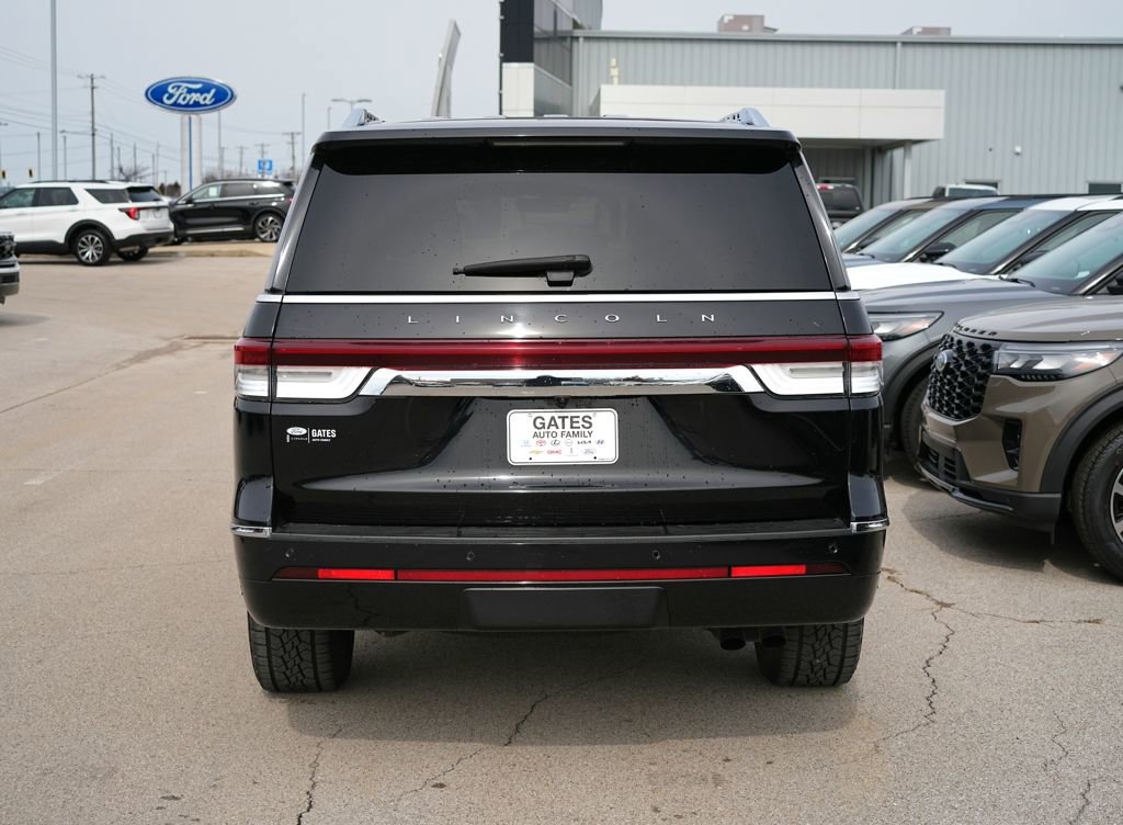 Used 2023 Lincoln Navigator Reserve w/ Equipment Group 201A AWD/4WD image 7
