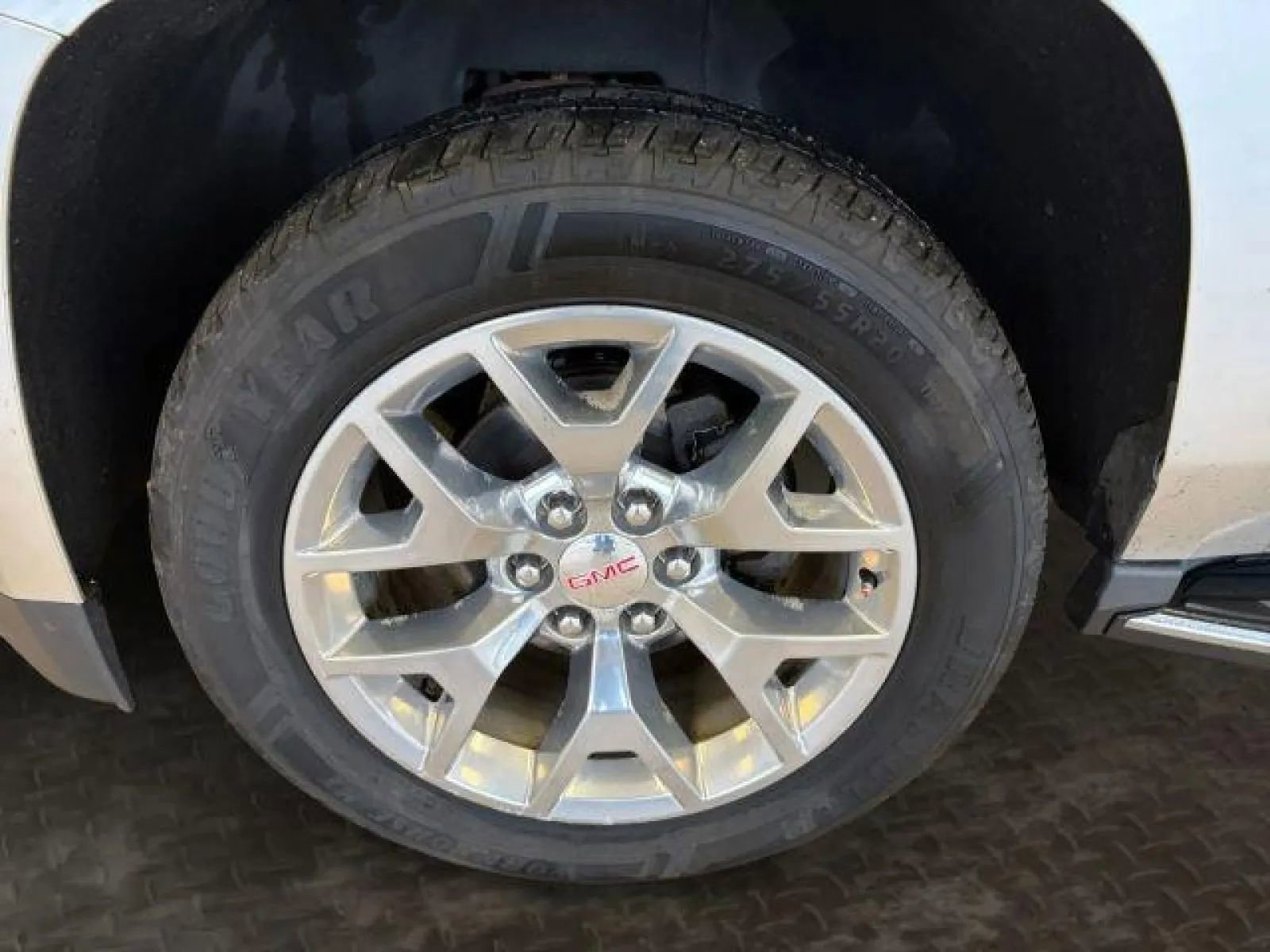 Used 2017 GMC Yukon SLT w/ Open Road Package image 37