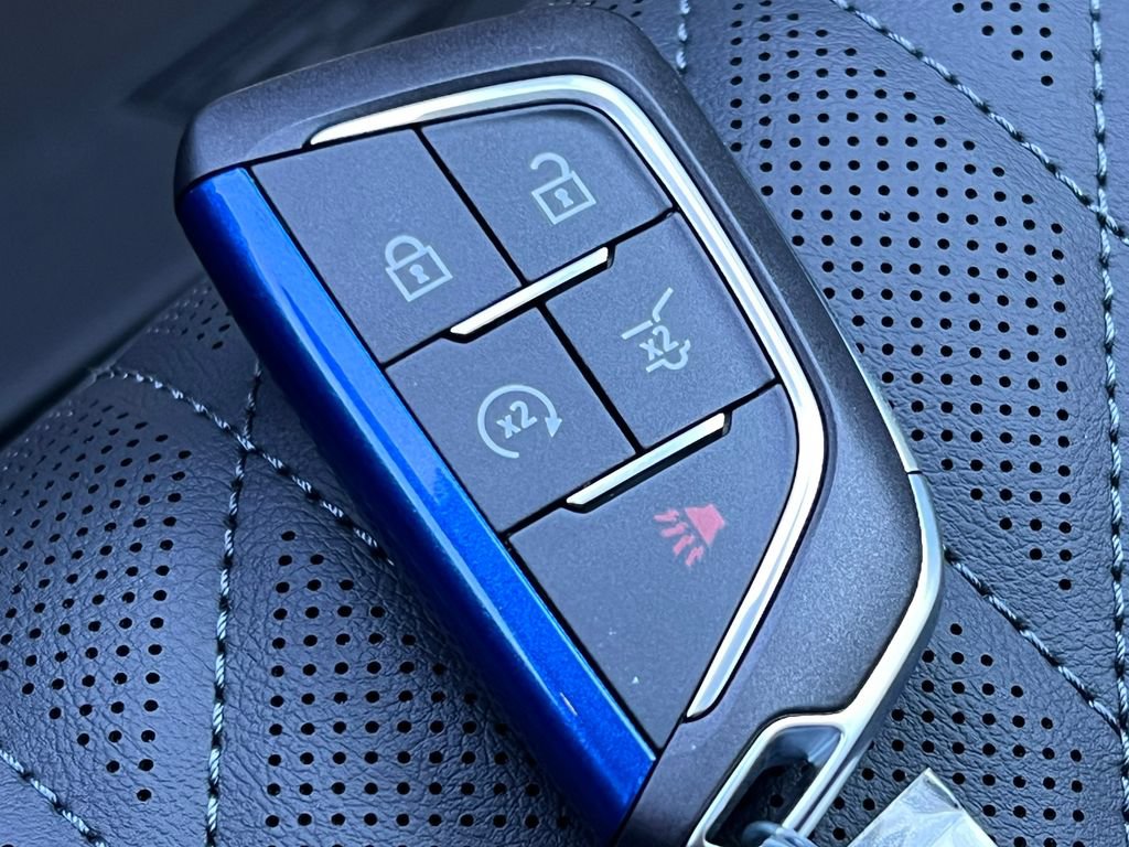 New 2026 Cadillac Optiq V AWD/4WD image 27