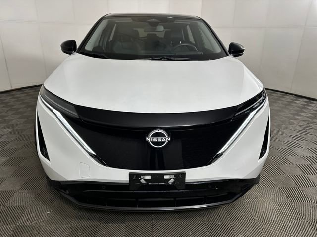 Used 2024 Nissan Ariya AWD image 8