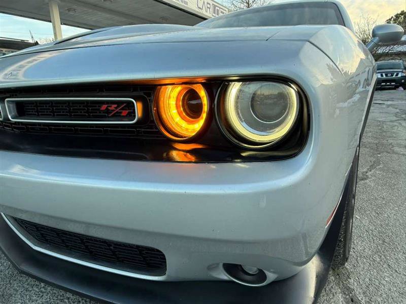 Used 2020 Dodge Challenger R/T image 3