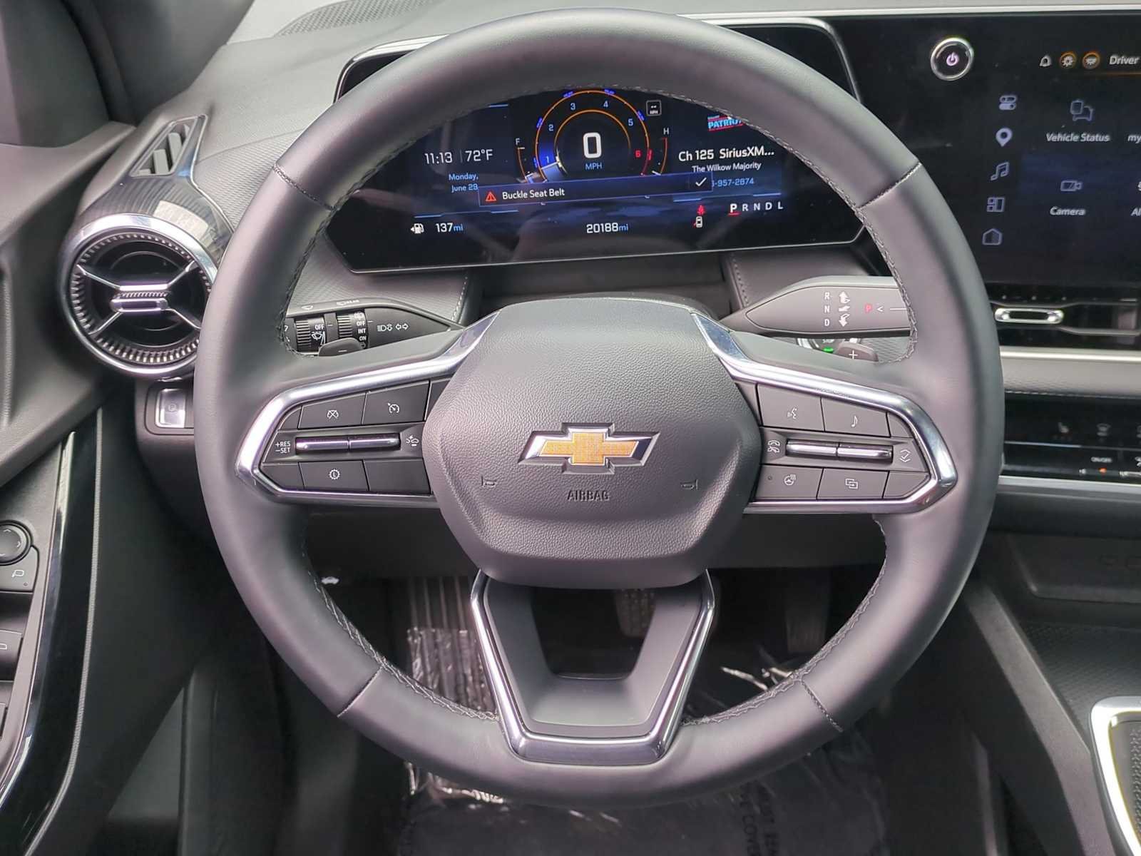 Used 2025 Chevrolet Equinox LT FWD image 14