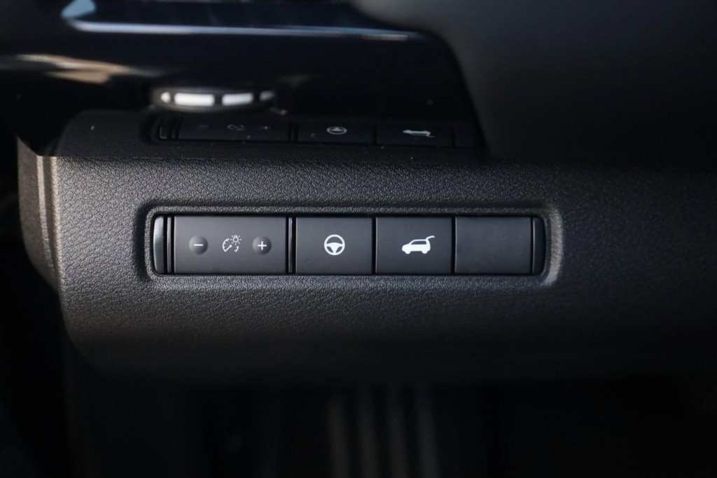 New 2026 Nissan Pathfinder SV AWD/4WD image 12