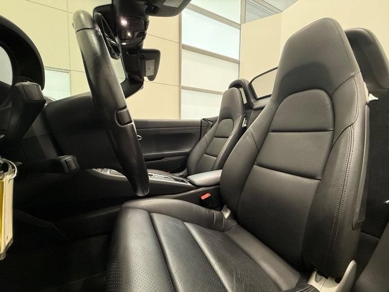 Used 2013 Porsche Boxster S RWD image 5