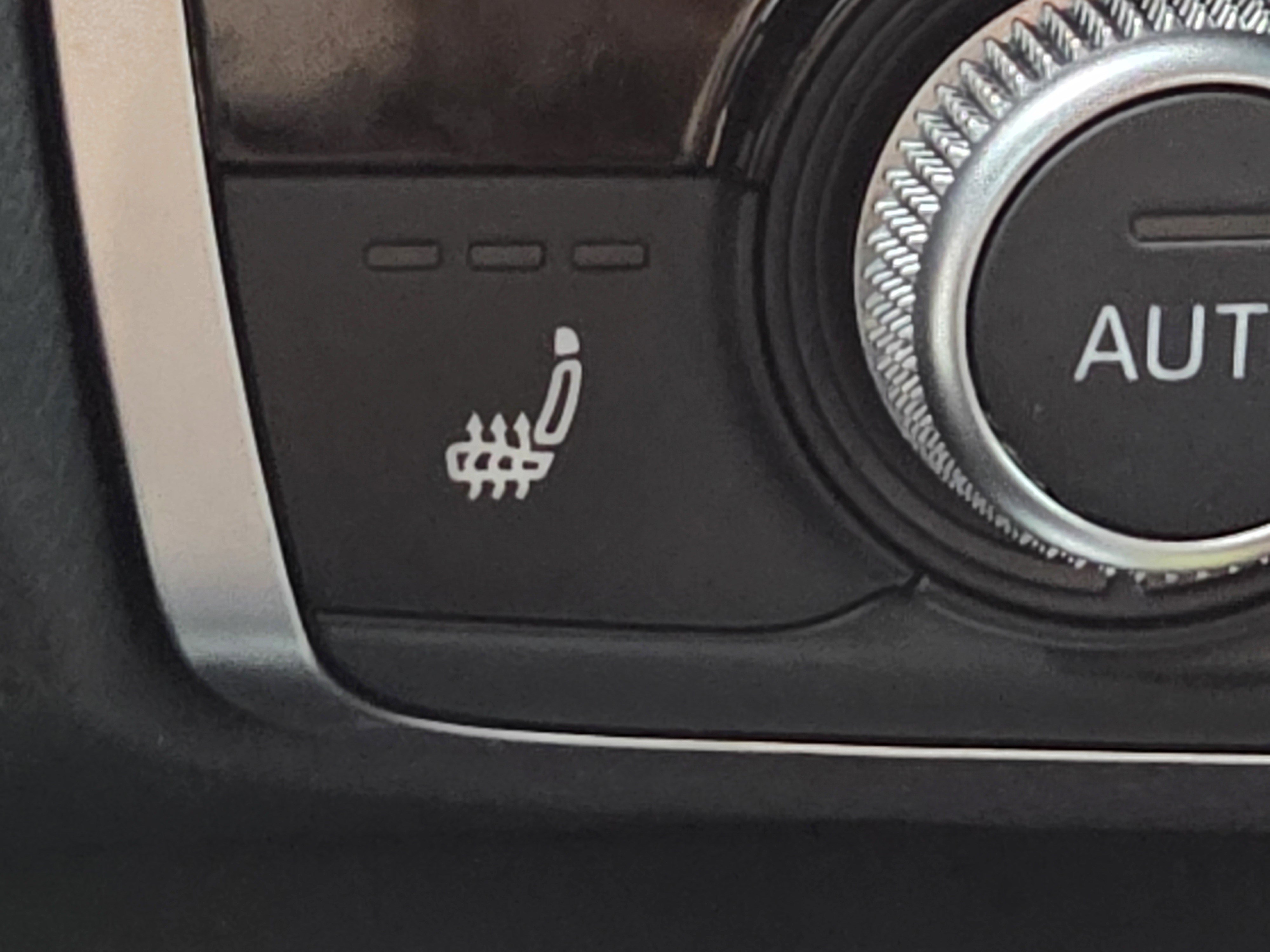 Used 2022 Audi Q3 2.0T Premium Plus image 14