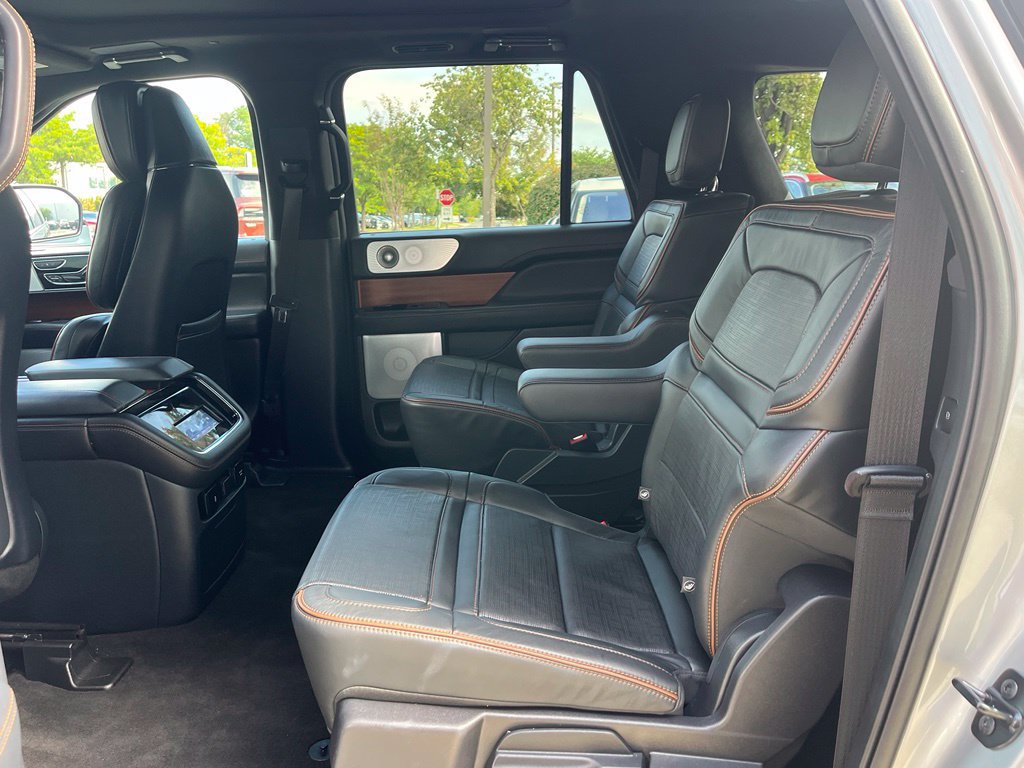 Certified 2023 Lincoln Navigator L Black Label AWD/4WD image 13