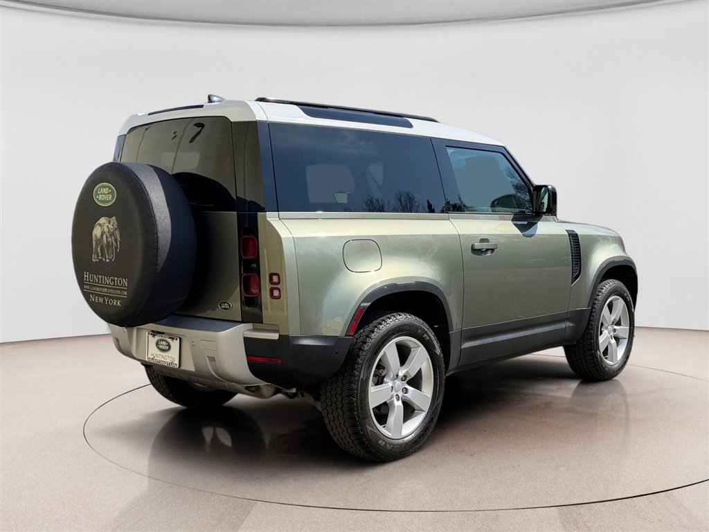 Used 2023 Land Rover Defender 90 S image 5