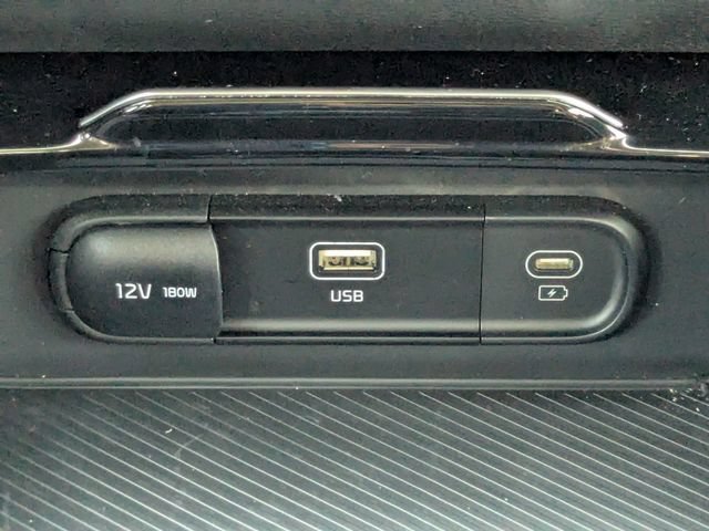 Certified 2025 Kia Sportage LX FWD image 23