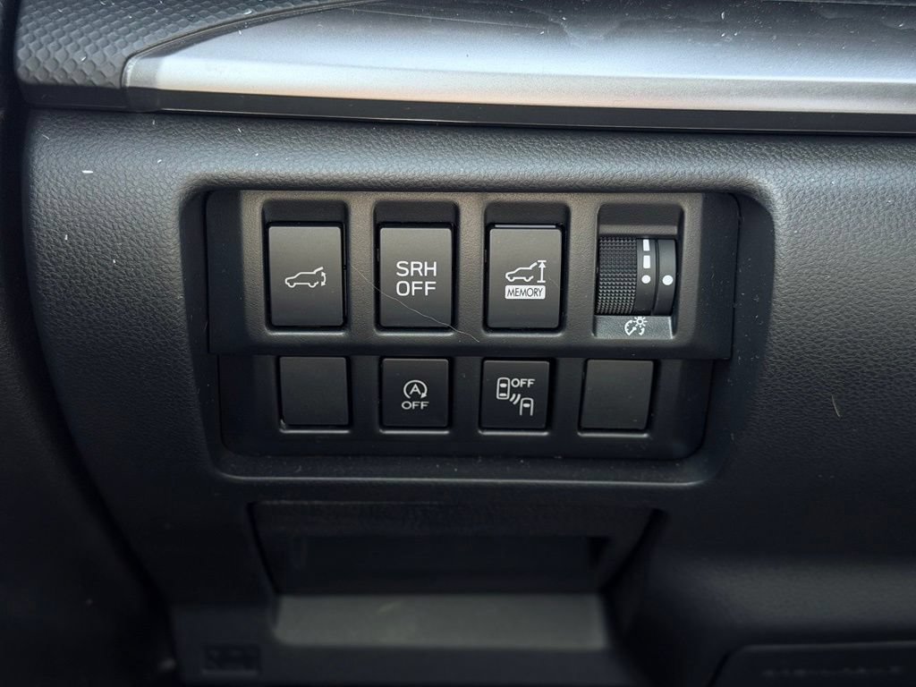 Used 2024 Subaru Forester Premium AWD/4WD image 36