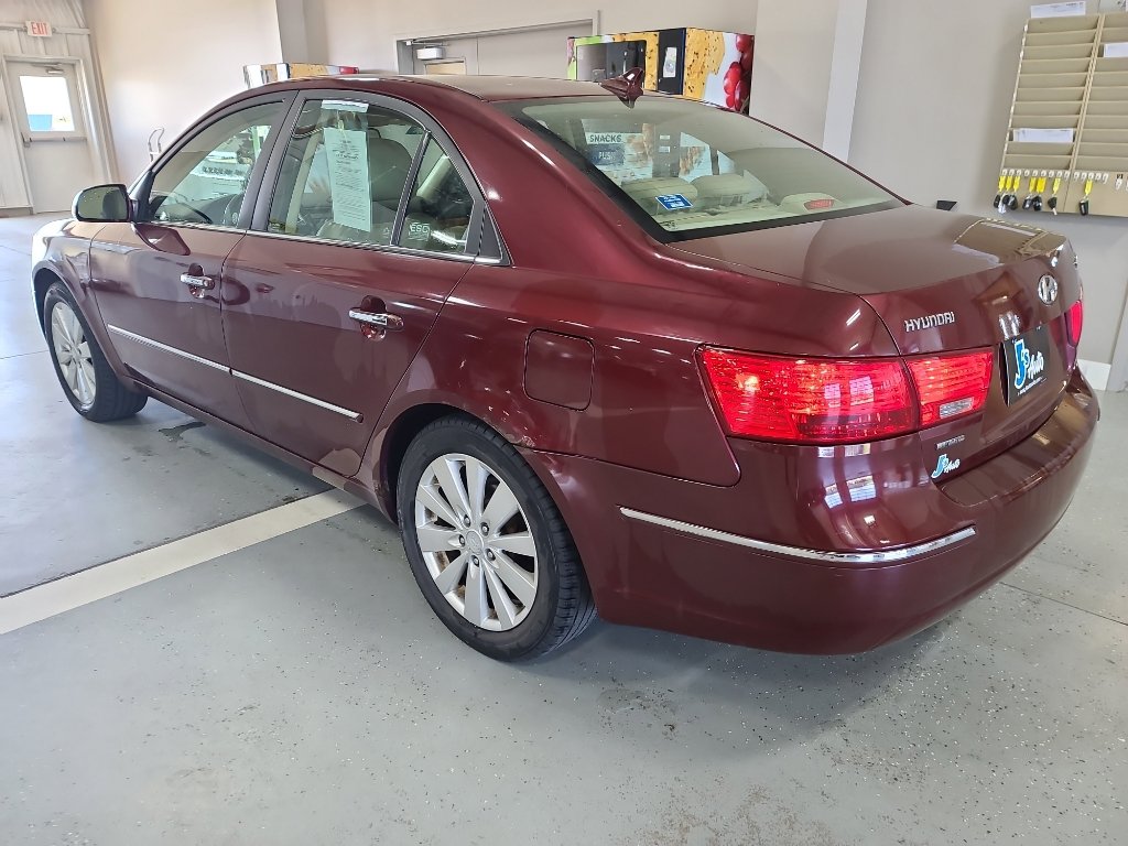 Used 2010 Hyundai Sonata Limited FWD image 7