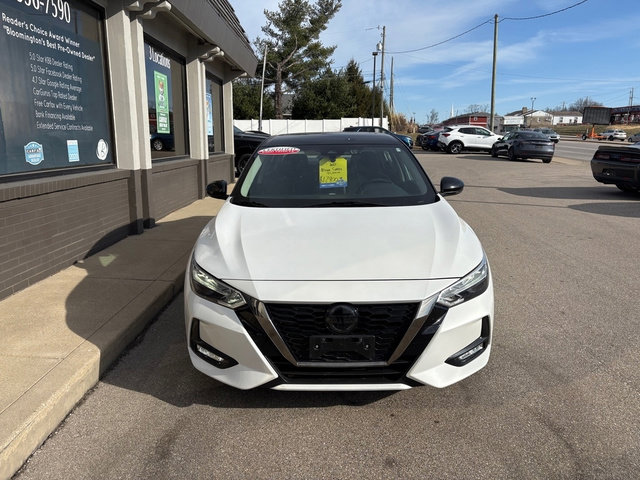 Used 2022 Nissan Sentra SR w/ Lighting Package FWD image 8