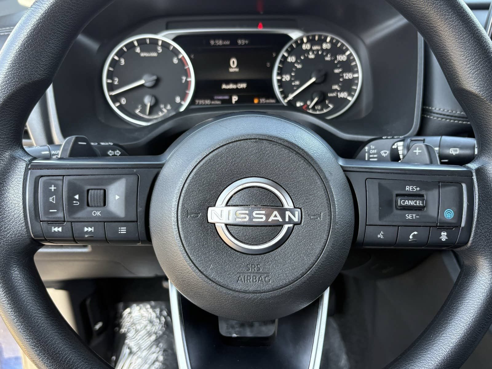 Used 2024 Nissan Rogue SV FWD image 30