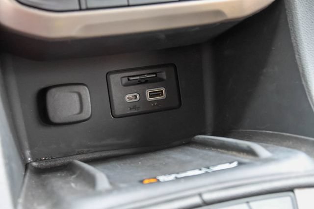 Used 2023 GMC Acadia Denali w/ Denali Technology Package FWD image 25