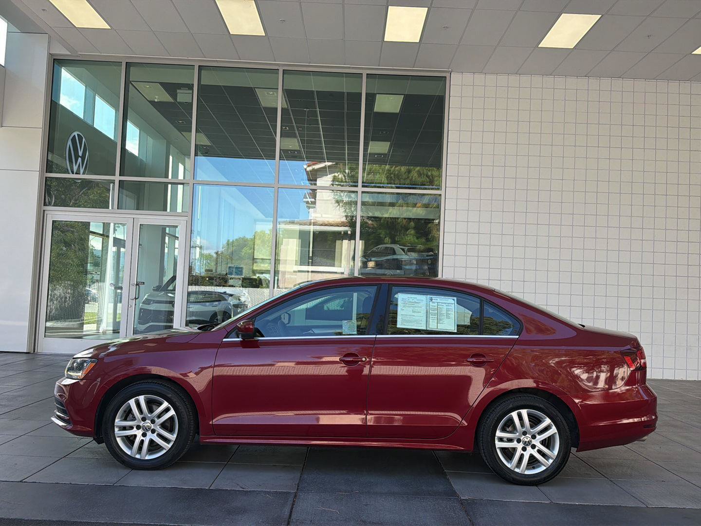 Used 2017 Volkswagen Jetta S FWD image 2