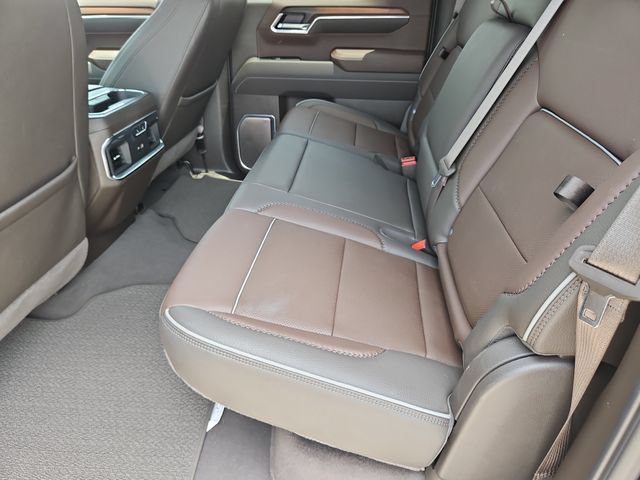 Used 2025 GMC Sierra 1500 Denali w/ Denali Reserve Package AWD/4WD image 17