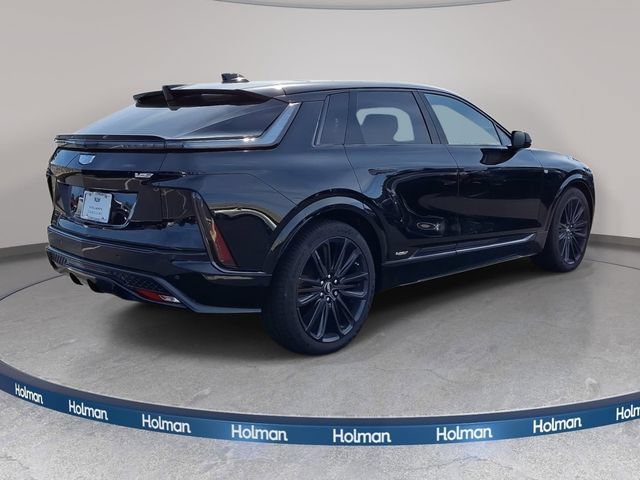 New 2026 Cadillac Lyriq V AWD/4WD image 4