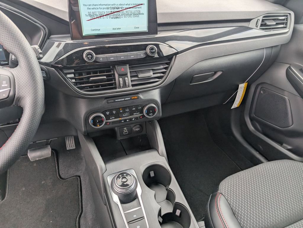 New 2026 Ford Escape ST-Line w/ Cold Weather Package AWD/4WD image 30