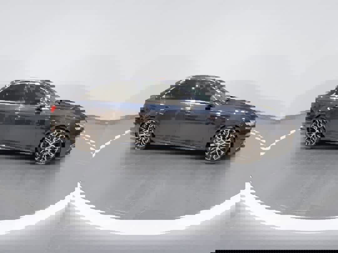 Used 2017 Audi A4 2.0T Premium Plus w/ Premium Plus Package image 9