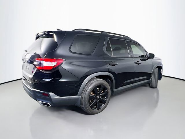 Used 2025 Honda Pilot Black Edition image 8