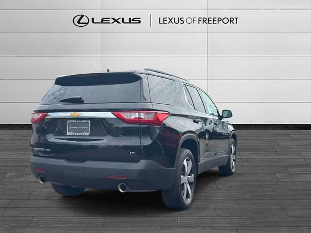 Used 2020 Chevrolet Traverse LT w/ LT Premium Package AWD/4WD image 4