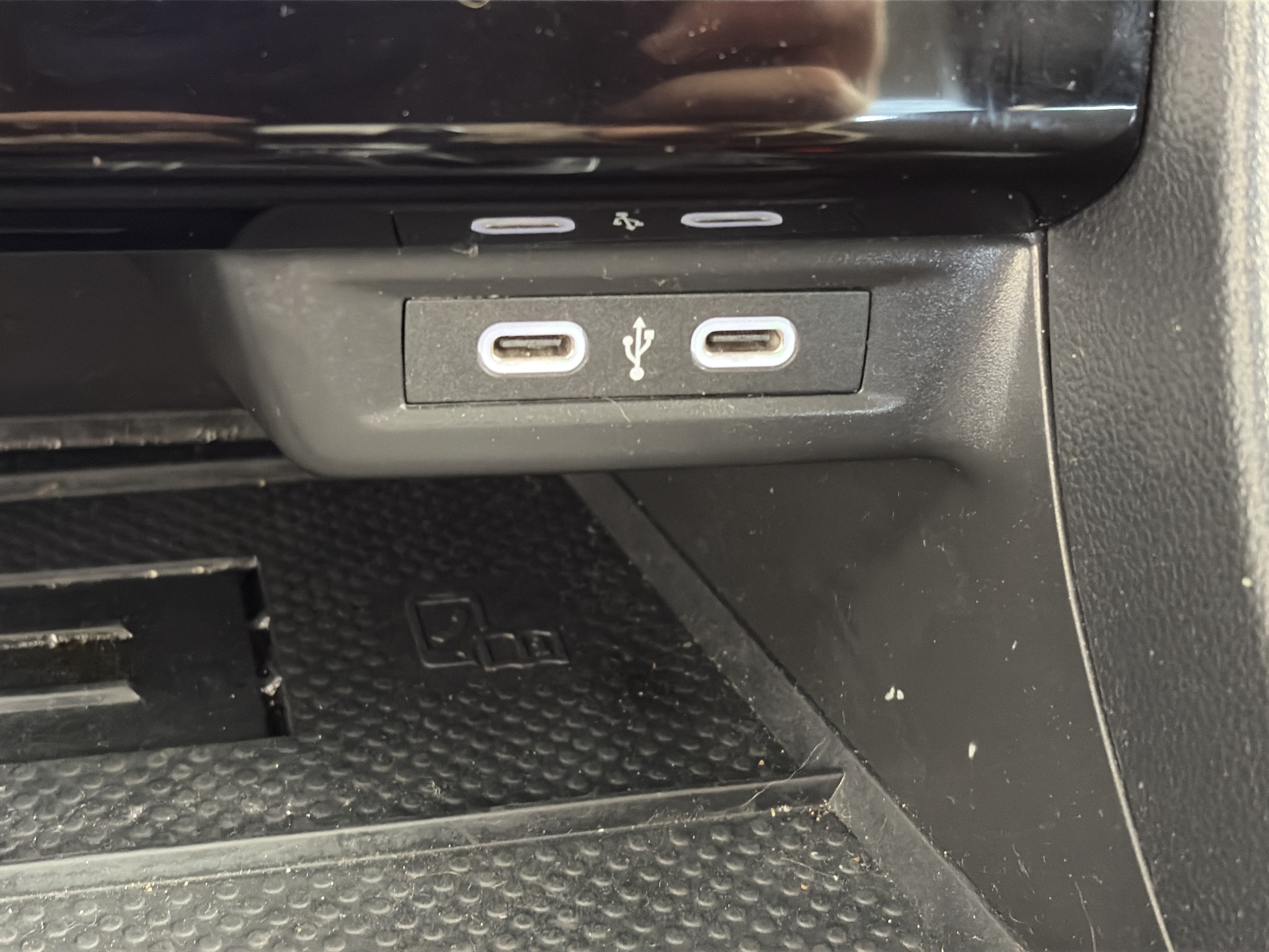 Used 2025 Volkswagen Jetta SE FWD image 26