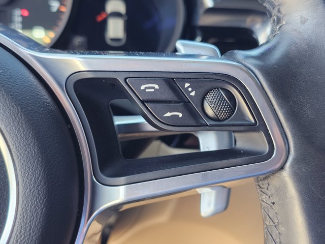 Used 2021 Porsche Macan AWD/4WD image 46