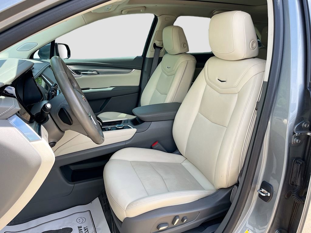 Certified 2023 Cadillac XT5 Premium Luxury image 16