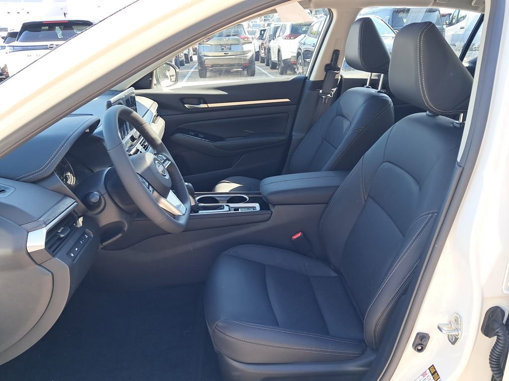 New 2025 Nissan Altima 2.5 SL image 10