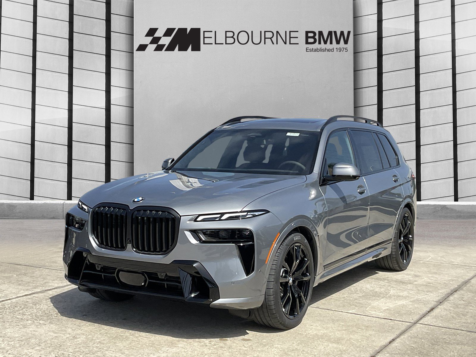 New 2027 BMW X7 xDrive40i w/ M Sport Package AWD/4WD image 3