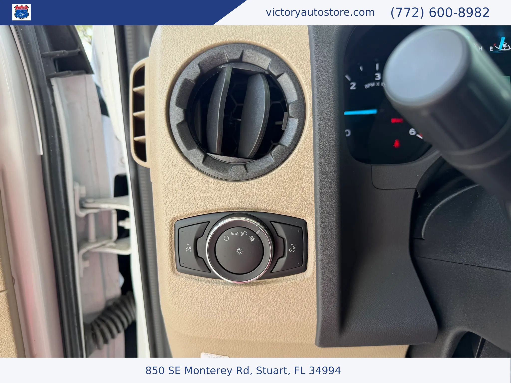 Used 2021 Ford E-450 and Econoline 450 Super Duty w/ Motorhome Prep Package RWD image 12
