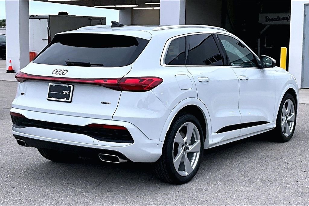 Certified 2025 Audi Q5 Prestige image 5