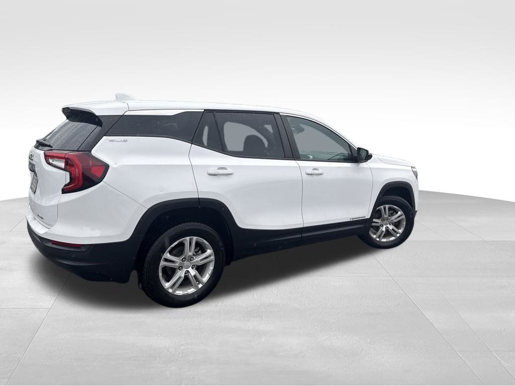 Certified 2023 GMC Terrain SLE AWD/4WD image 4