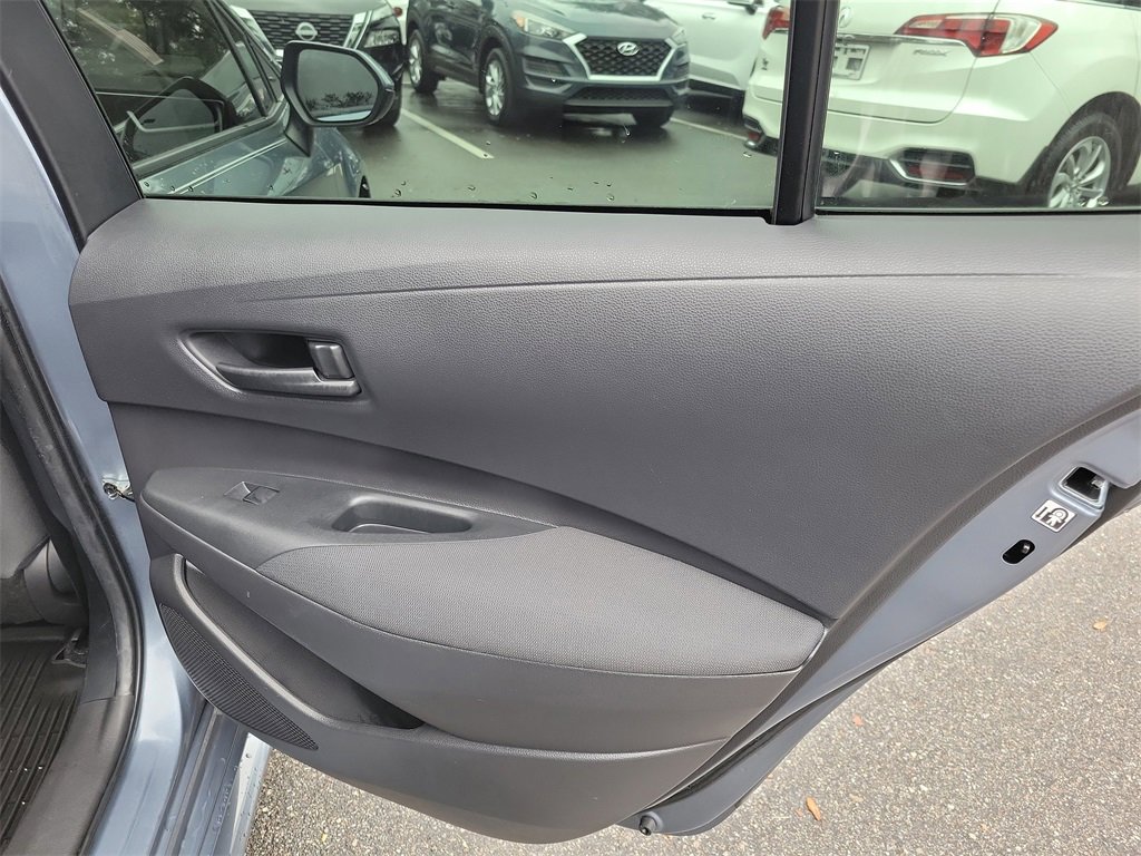 Used 2022 Toyota Corolla LE image 38