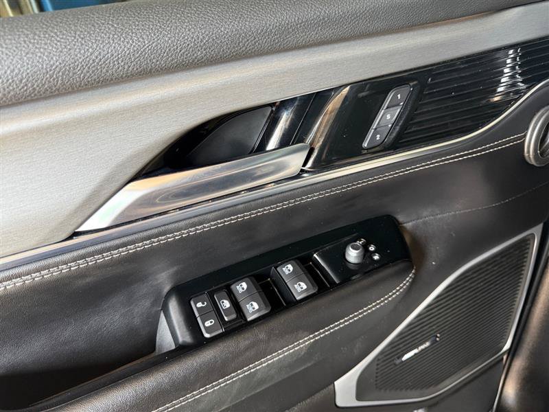Used 2024 Jeep Wagoneer Series II AWD/4WD image 33