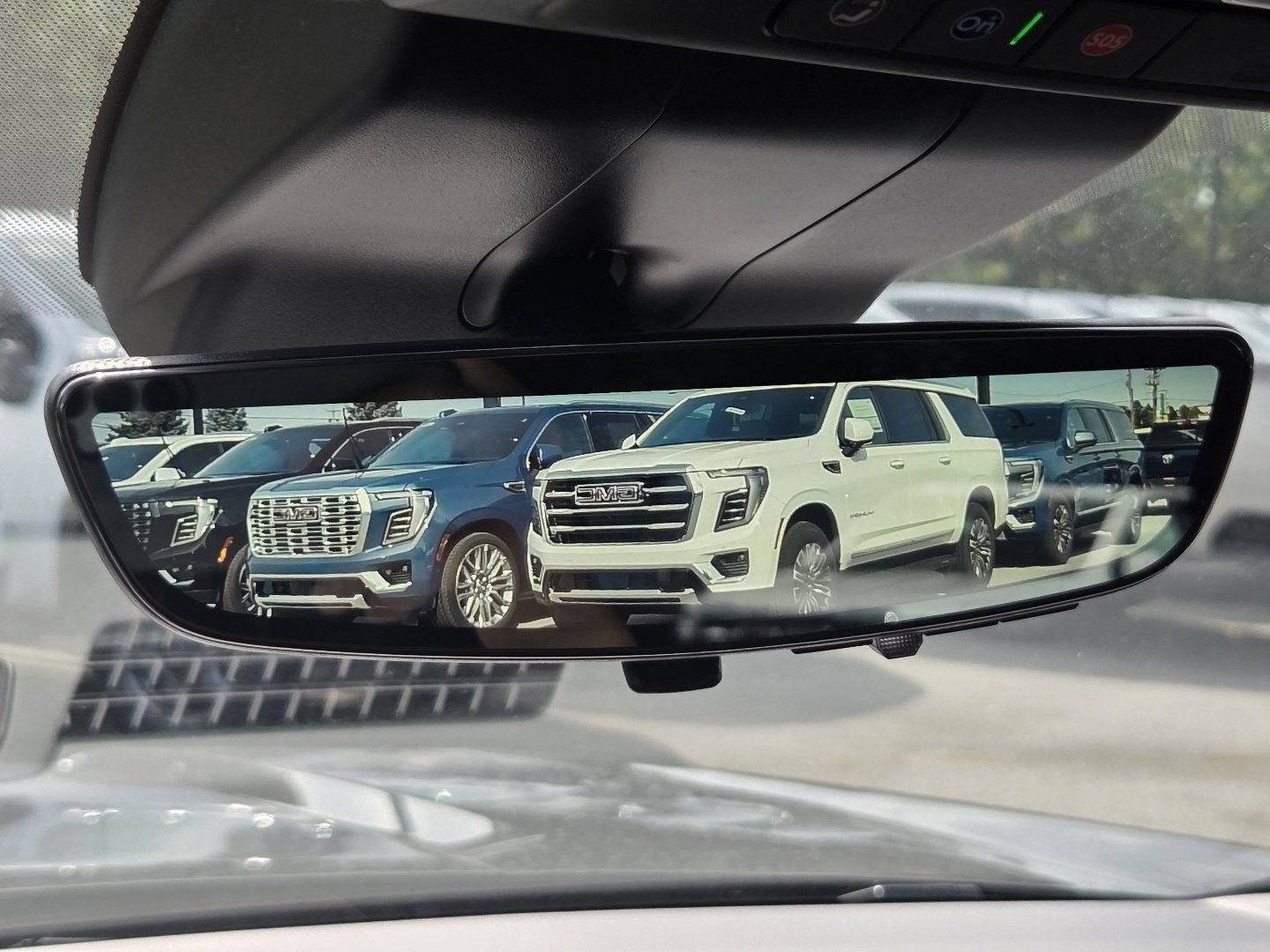 New 2026 GMC Yukon XL Elevation w/ Elevation Premium Package AWD/4WD image 44