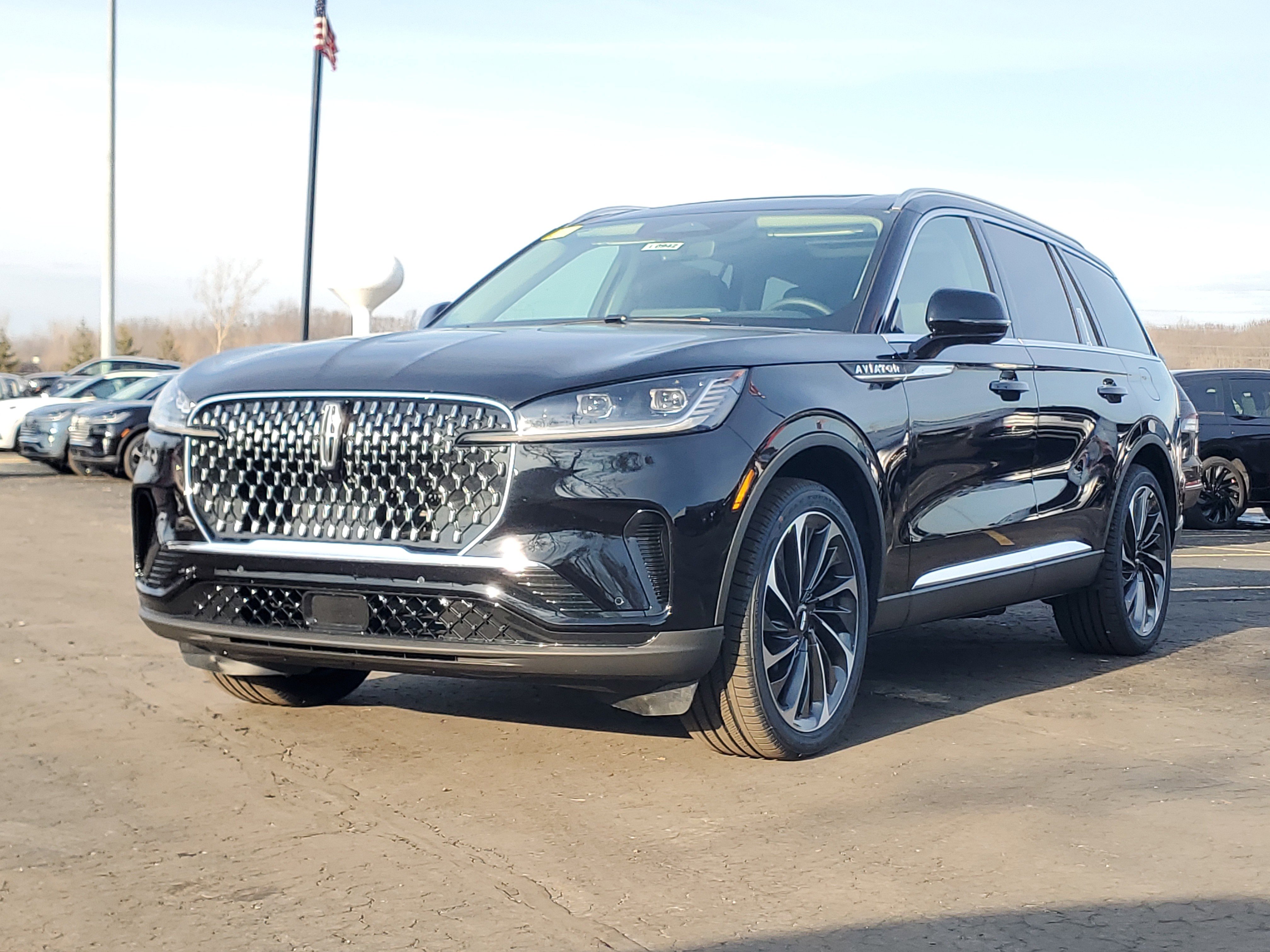 New 2026 Lincoln Aviator Reserve image 2
