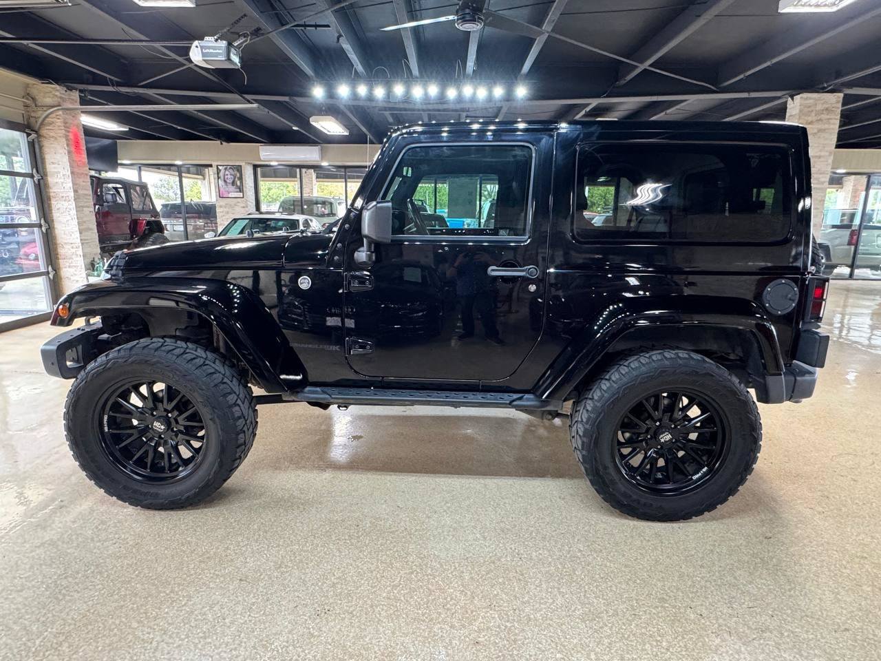 Used 2018 Jeep Wrangler Sport AWD/4WD image 4