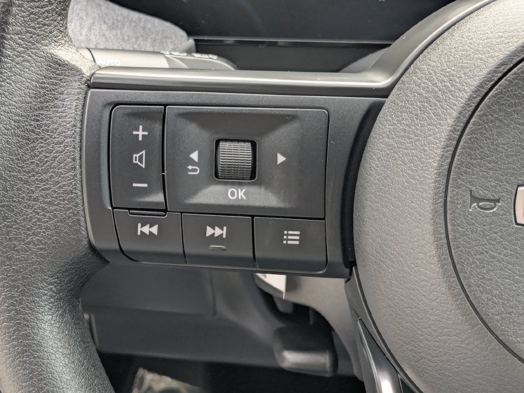 New 2026 Nissan Kicks SV w/ Cold Weather Package FWD image 16